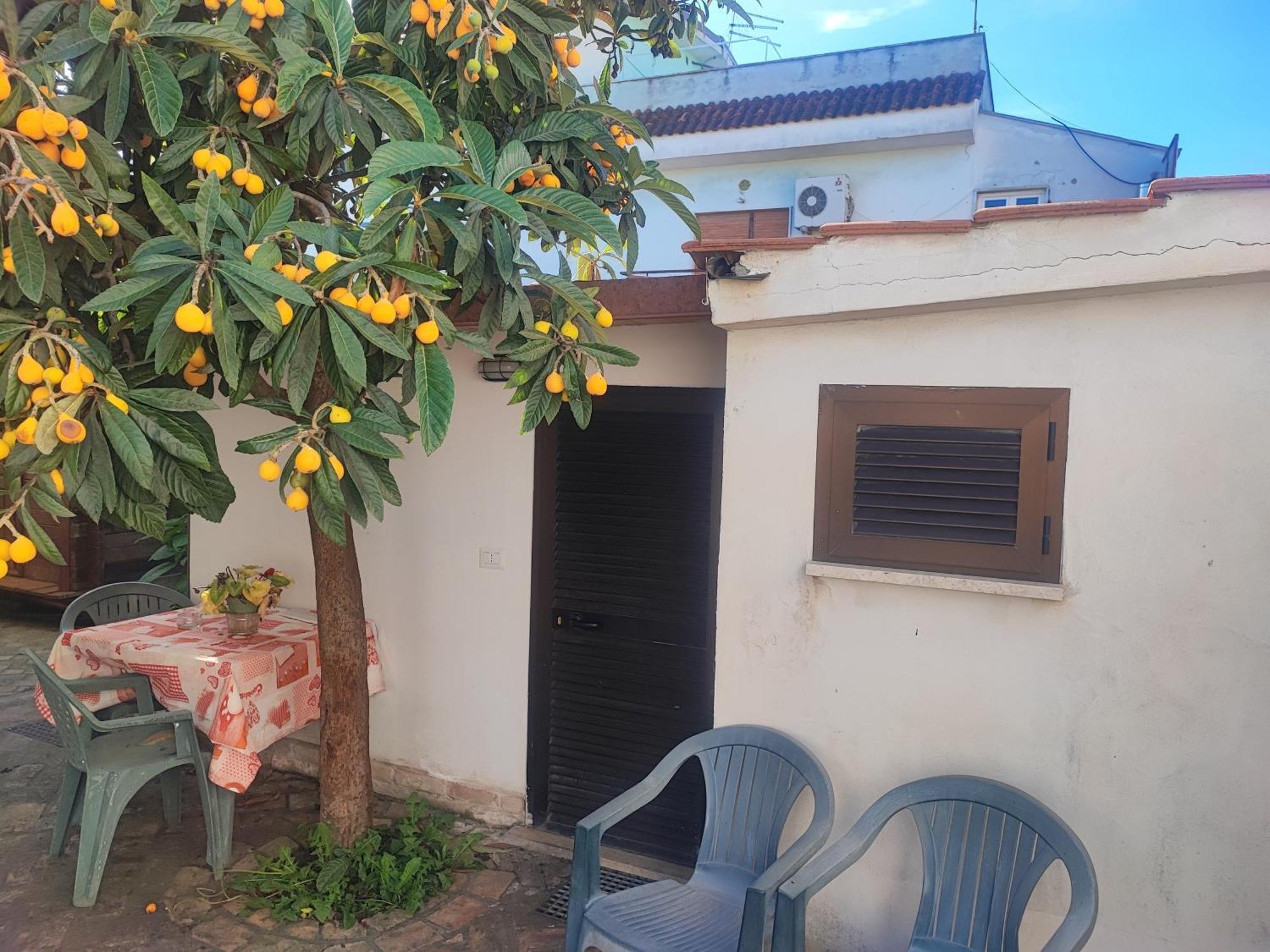 Little Lucia Apartment อาชิเลีย ภายนอก รูปภาพ